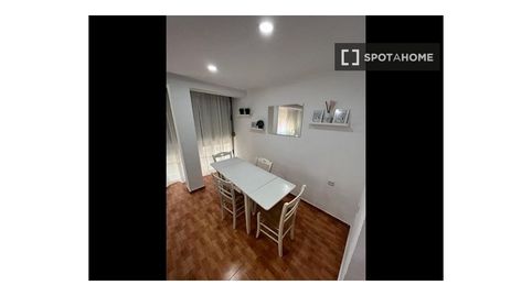 Foto 5 de Piso de alquiler en Camí Fondo, Valencia Capital