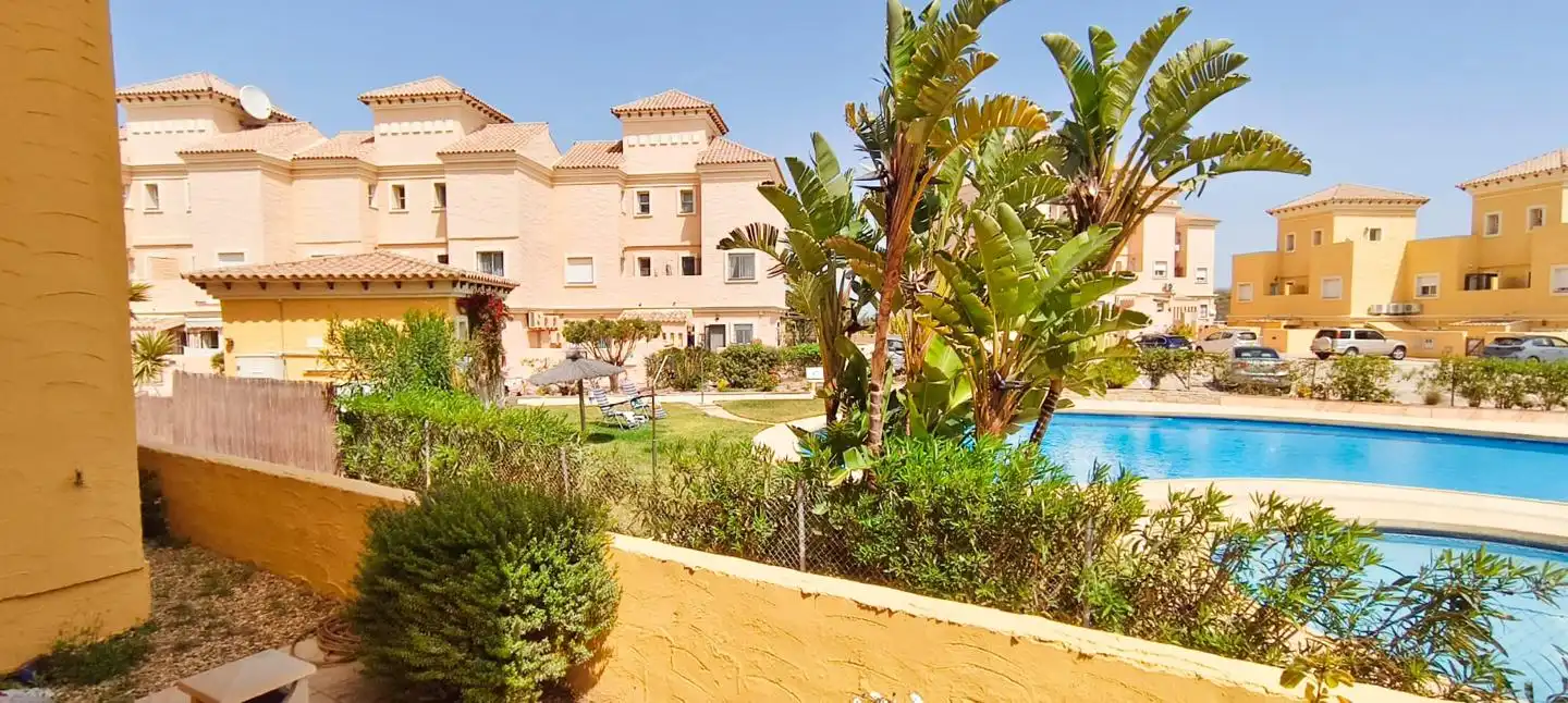 Vista exterior de Planta baixa en venda en Vera amb Aire condicionat, Jardí privat i Terrassa
