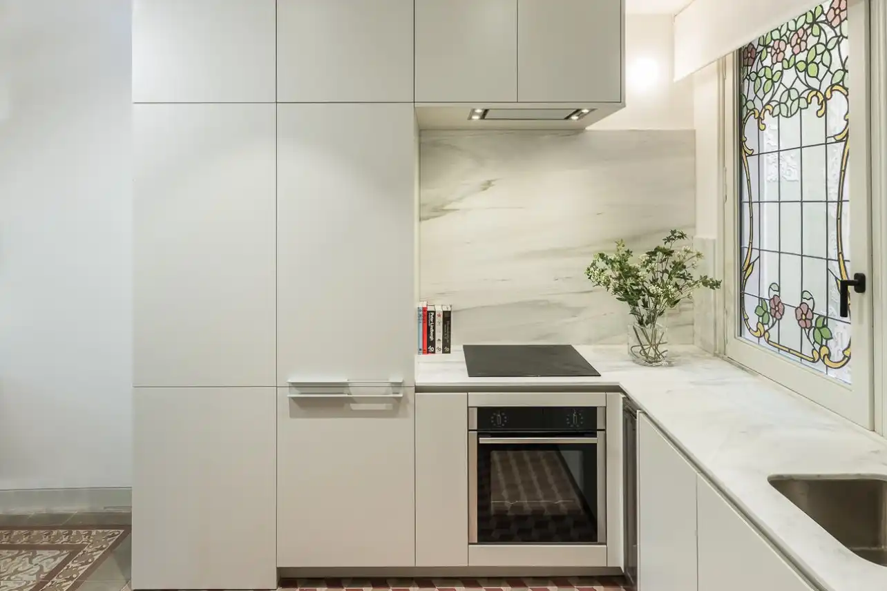 Cocina de Apartamento de alquiler en Barcelona con Aire acondicionado, Calefacción y Amueblado