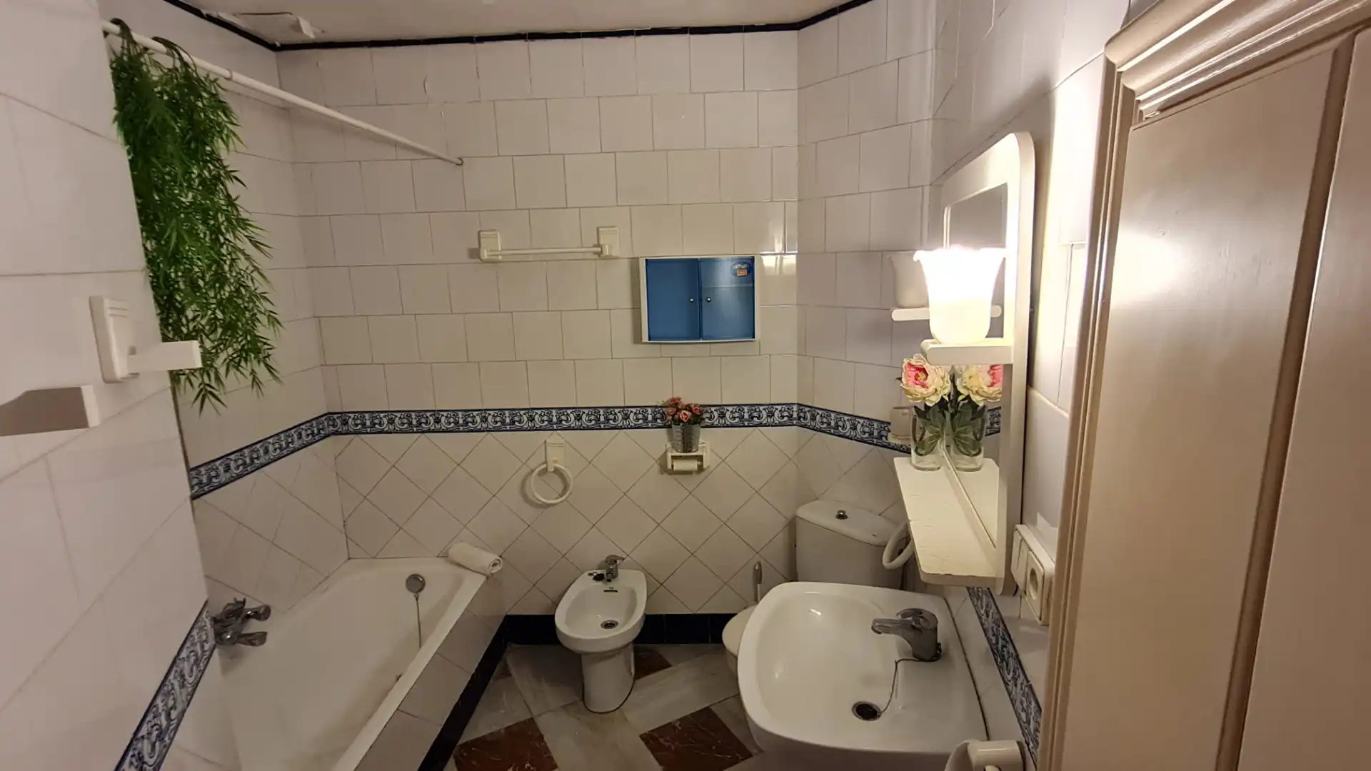 Bathroom of Buildings for sale in Aspe  with Community pool