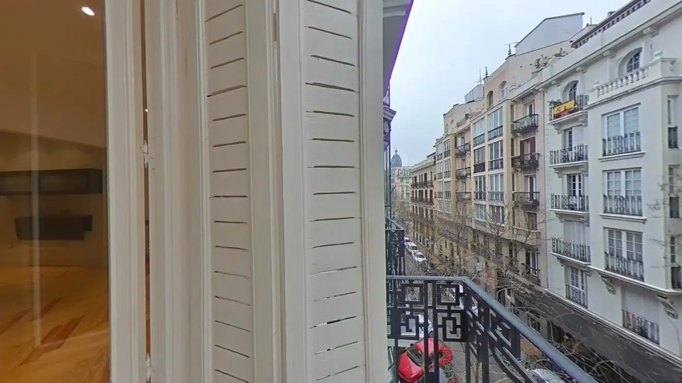 Terrassa de Pis en venda en Madrid amb Calefacció i Parquet