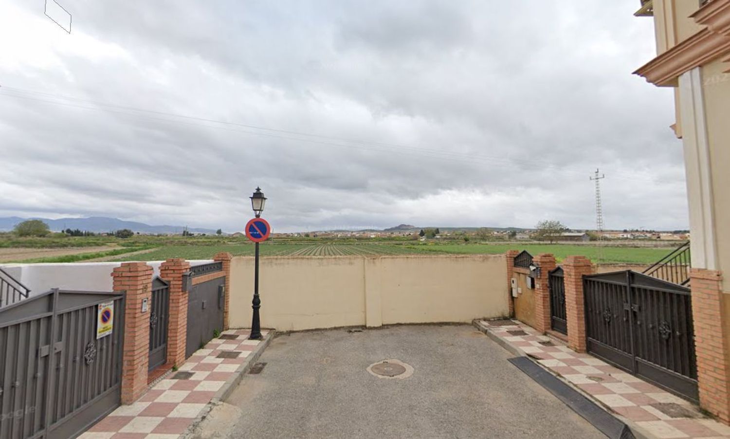 Single-family semi-detached for sale in Vegas del Genil