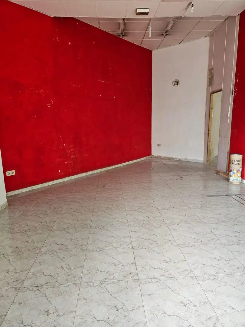 Geschaftsraum zur Miete in Barrio de Zaidín