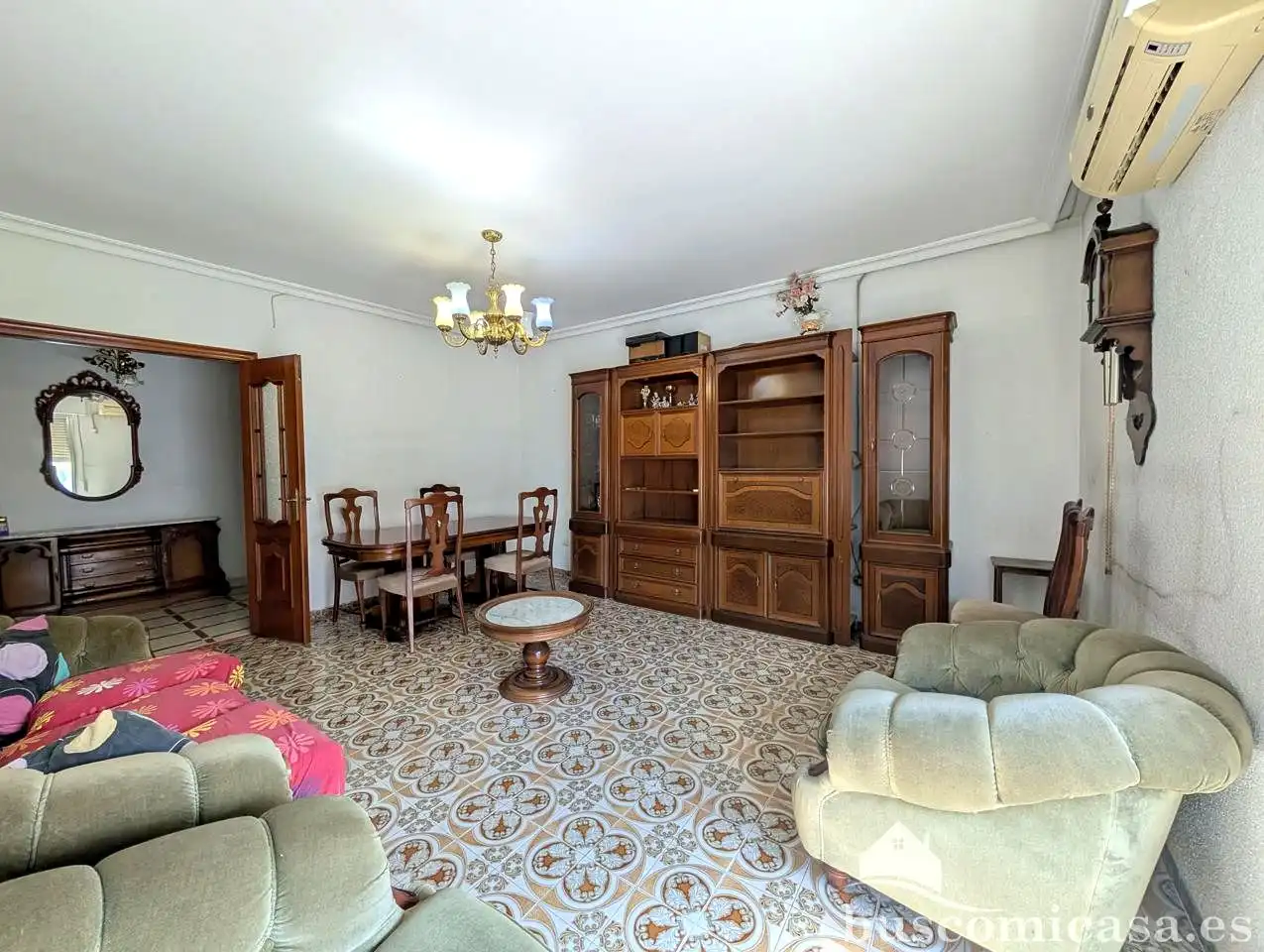 Flat with terrace for sale in Santa Engracia