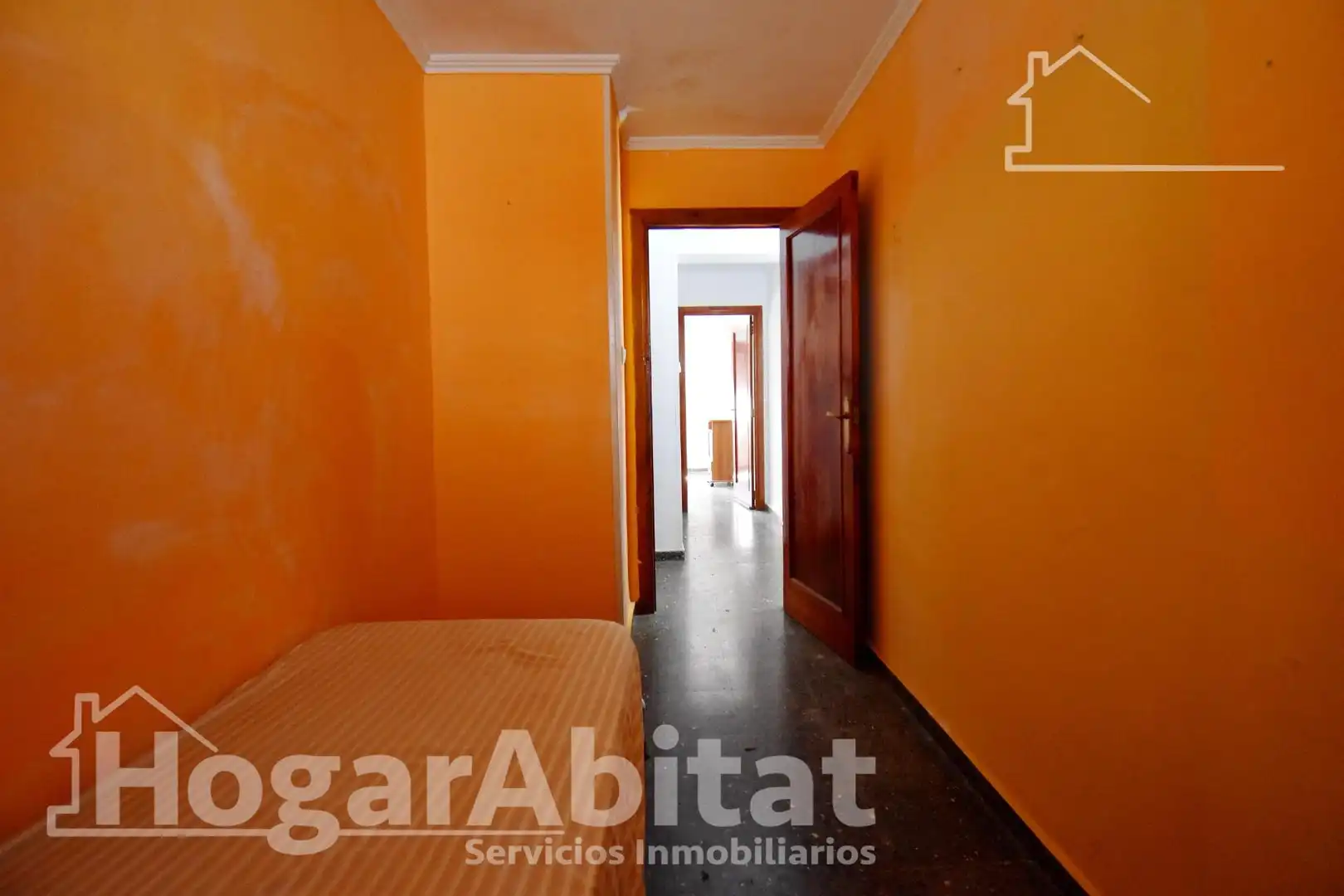 Habitación de Piso en venta en Tavernes de la Valldigna, Valencia