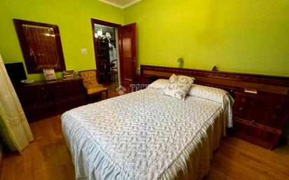 Bedroom of Flat for sale in  Madrid Capital  with Air Conditioner, Heating and Terrace