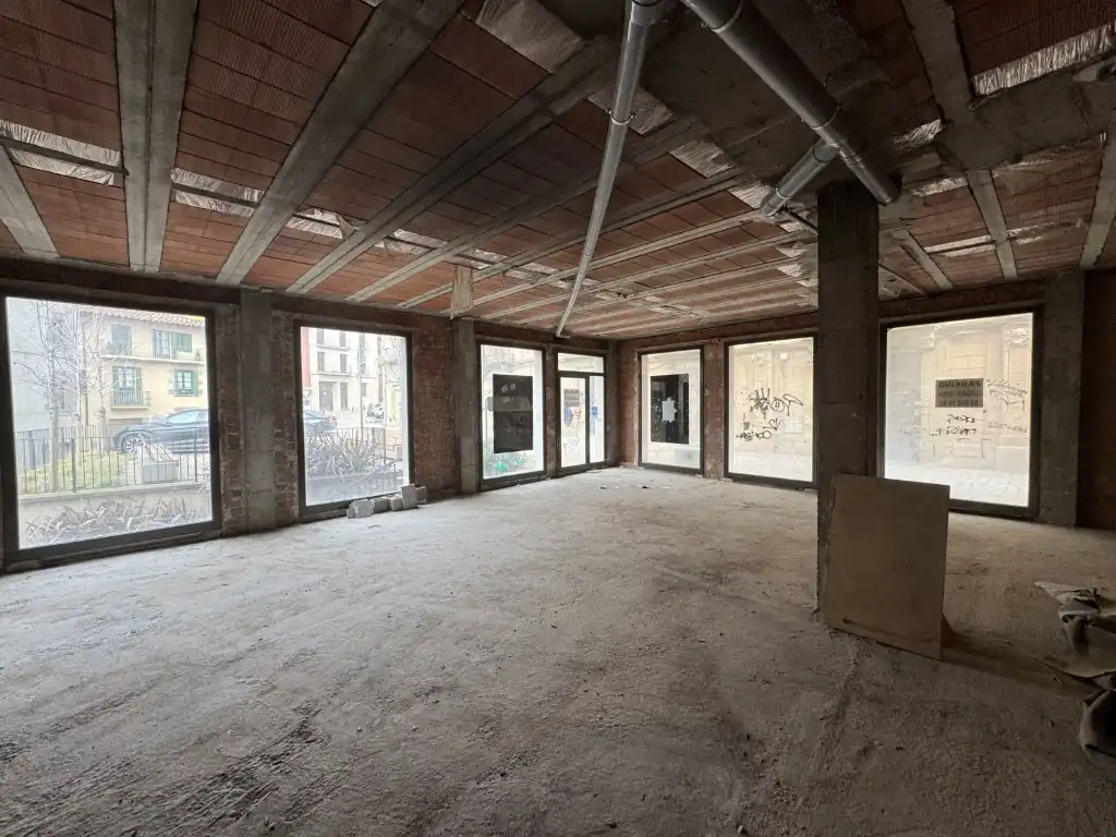 Commercial properties for sale in Sant Hipòlit de Voltregà