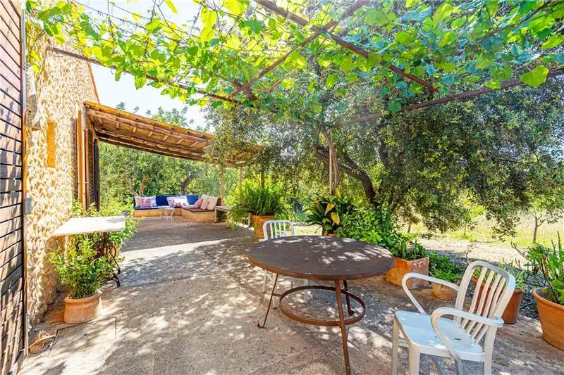 Terraza de Finca rústica de alquiler en Selva con Calefacción, Jardín privado y Terraza