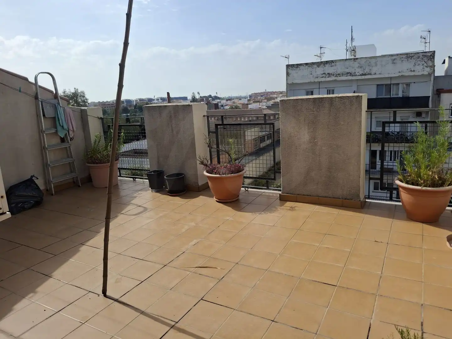 Terrasse von Maisonette zum Verkauf in Castellón de la Plana / Castelló de la Plana mit Klimaanlage, Heizung und Terrasse