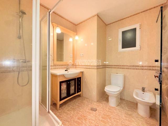 Piso en Venta en Calle Pinilla del Valle en Prosperidad