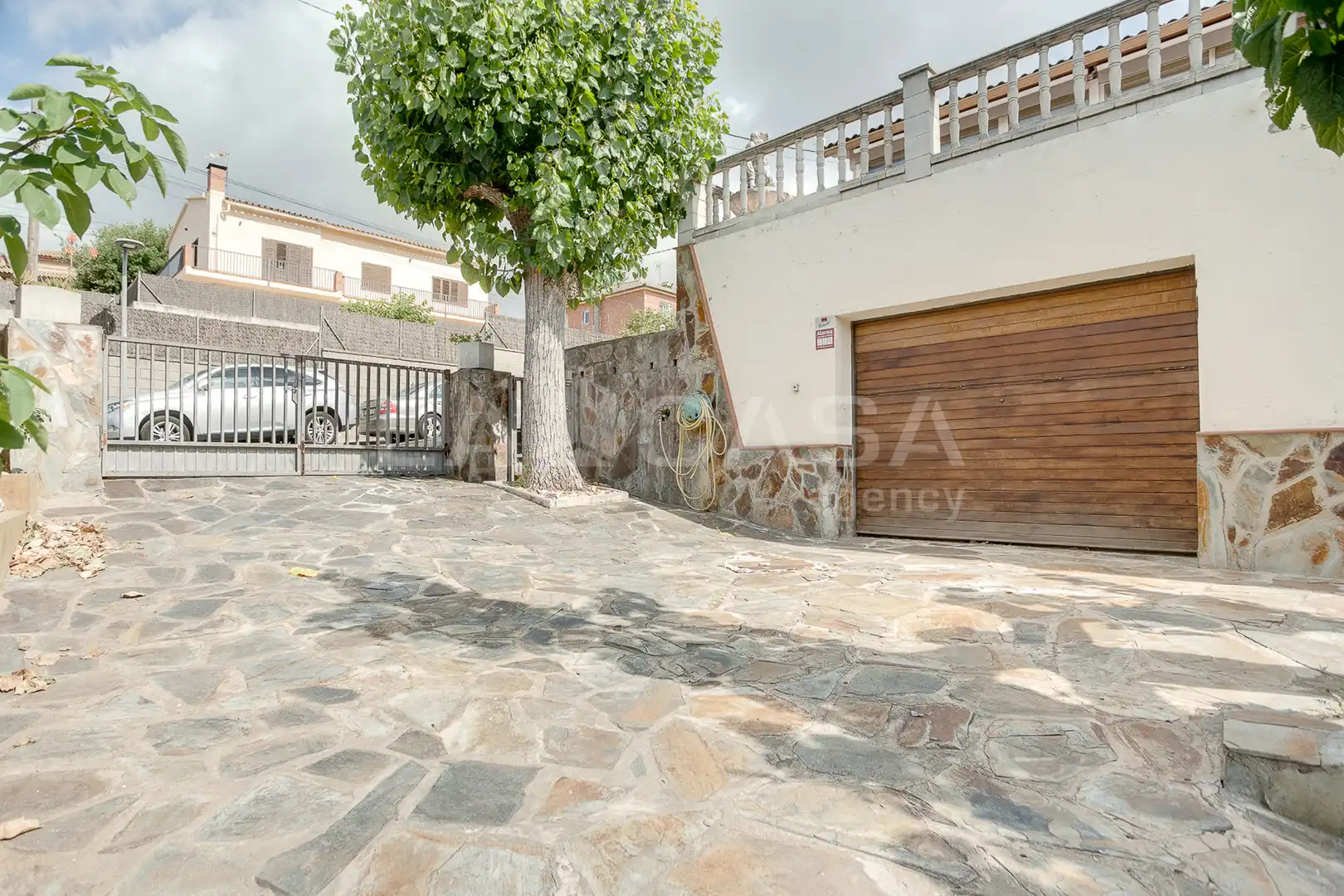Vista exterior de Casa o xalet en venda en Lliçà d'Amunt amb Calefacció, Terrassa i Balcó