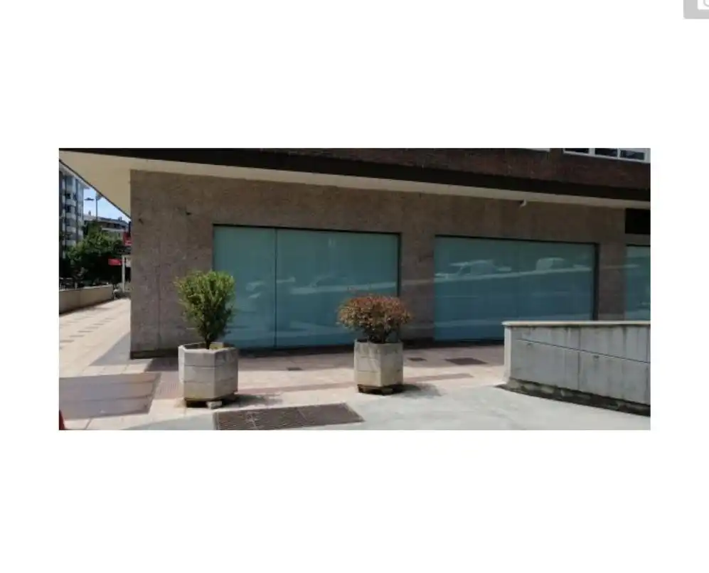 Local comercial en venta en Centro Urbano, imagen 2