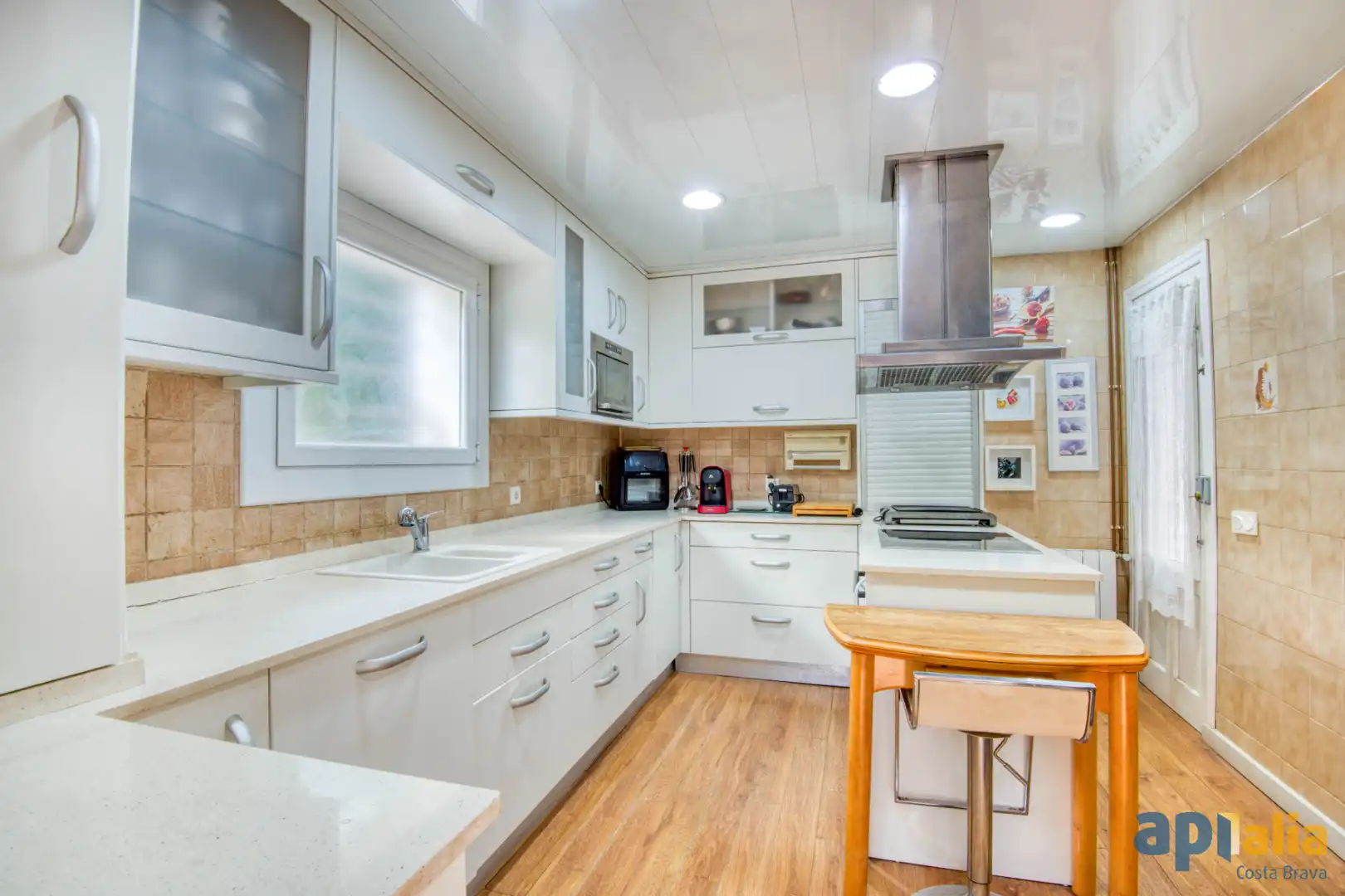 Cocina de Casa o chalet en venta en Sant Feliu de Guíxols con Calefacción, Jardín privado y Terraza