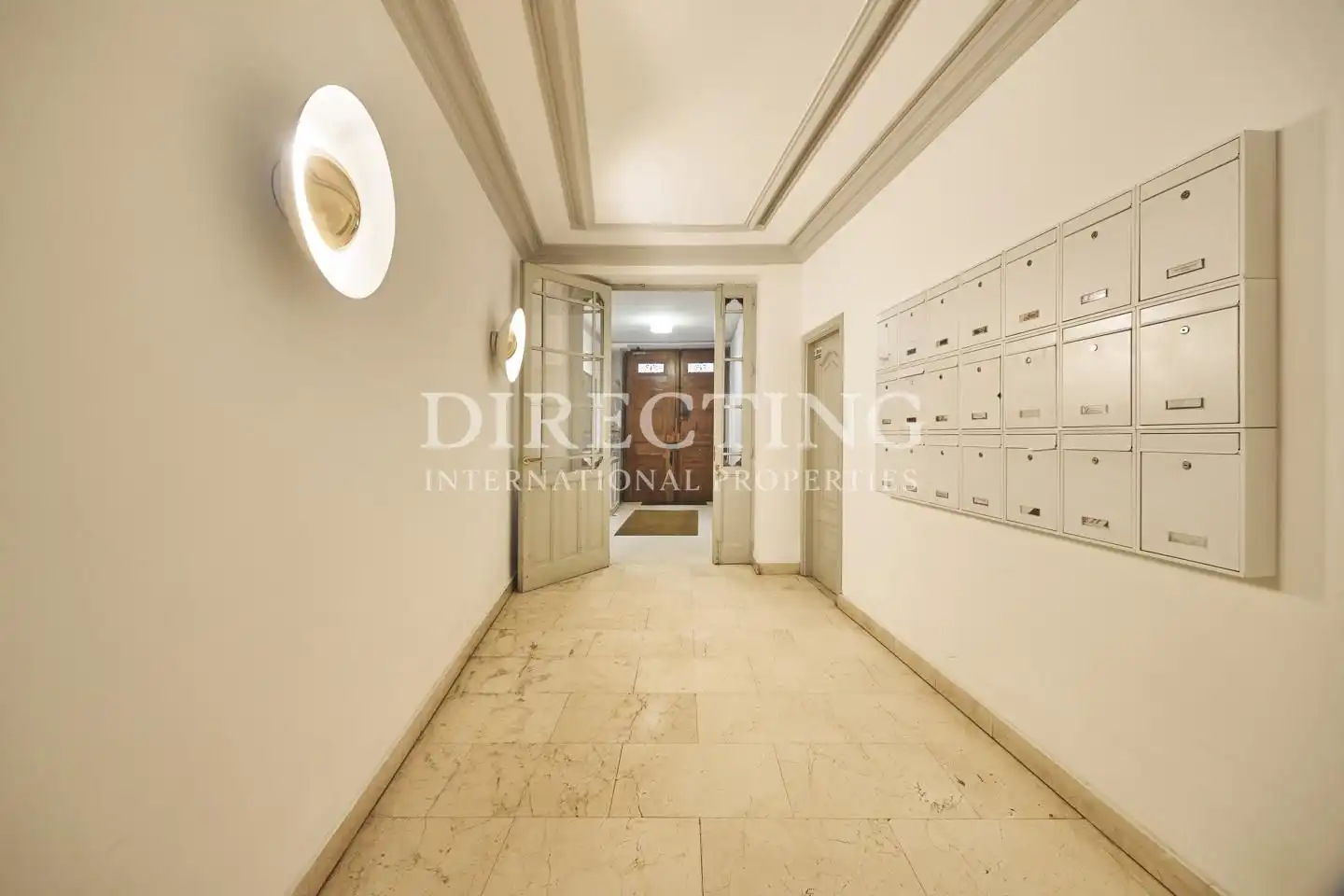Maisonette zum Verkauf in Madrid mit Klimaanlage, Heizung und Möbliert