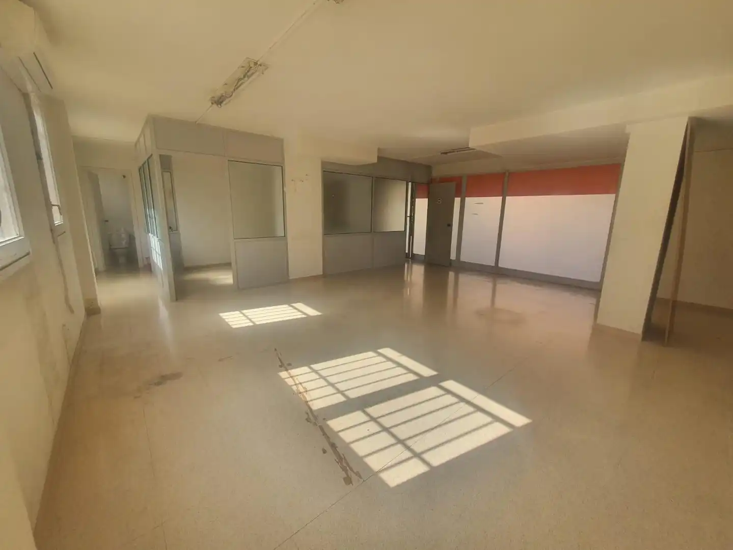Local commercial à vendre à Martorell, imagen 20