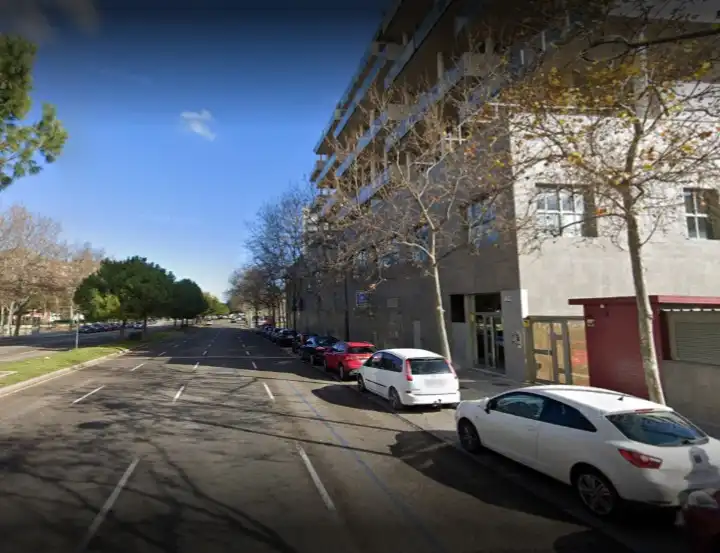 Parkplatz von Garage zur Miete in Valencia