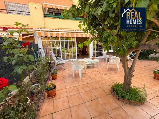 Terrassa de Planta baixa en venda en Vélez-Málaga amb Aire condicionat, Calefacció i Jardí privat