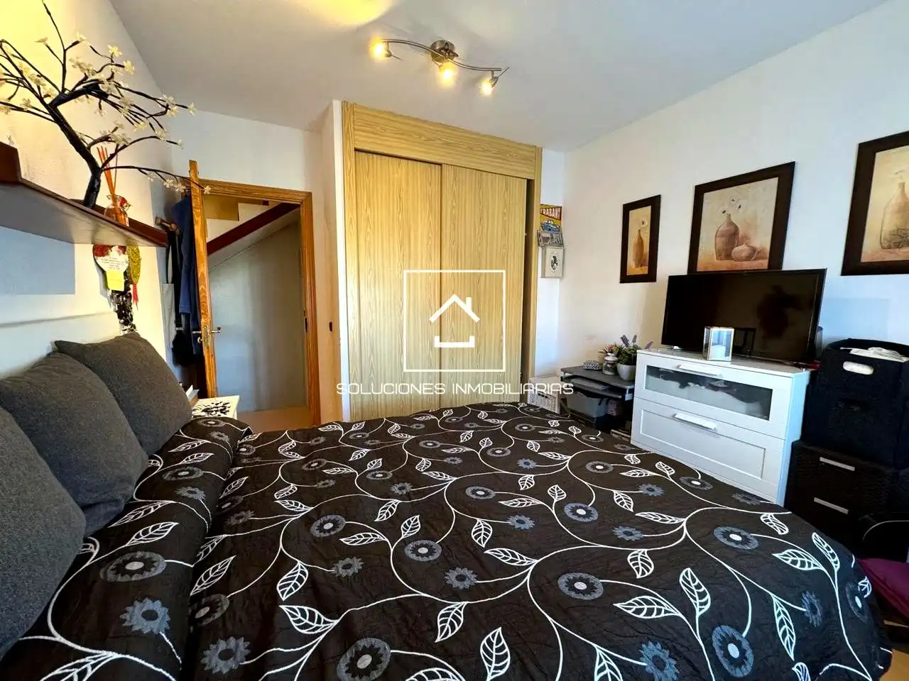 Bedroom of Houses for sale in Meco  with Private garden and Swimming Pool
