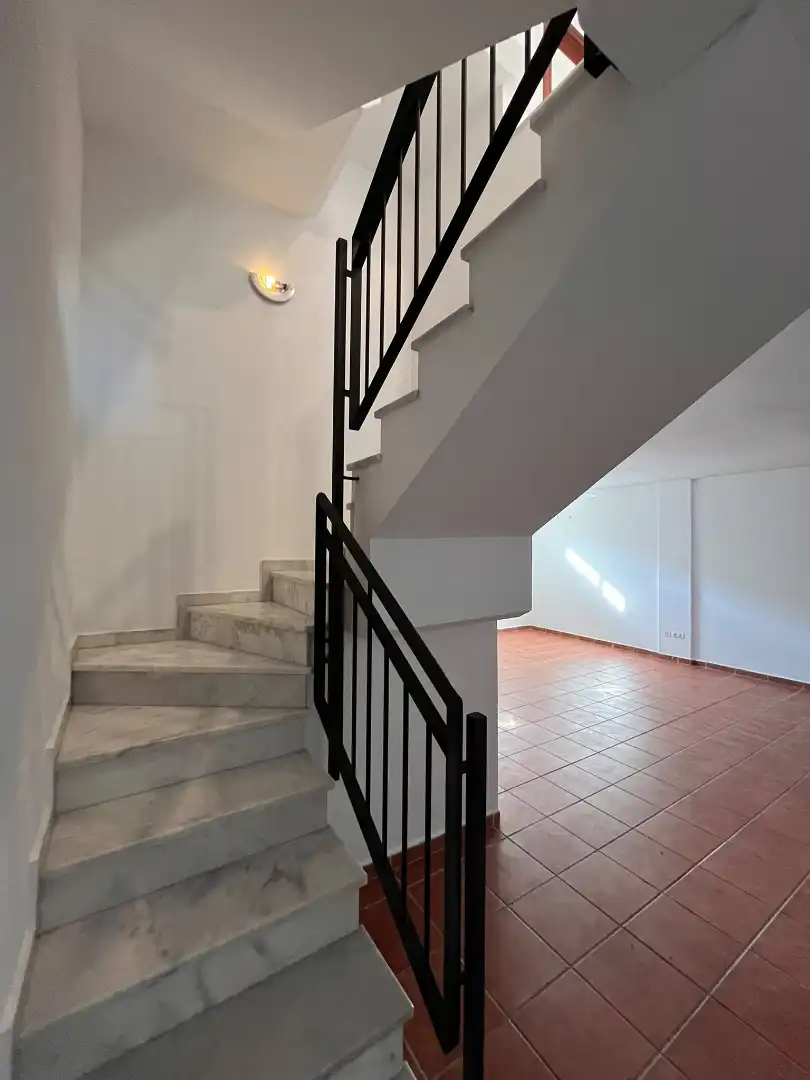 Casa aparellada amb piscina en venda a Colegio Europa, imagen 39