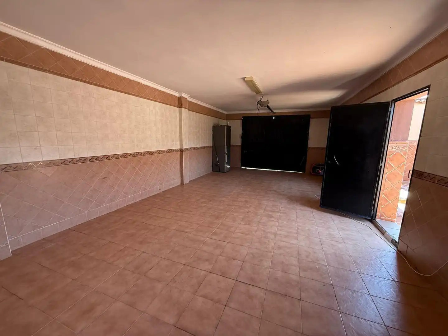 Casa o xalet en venda en La Línea de la Concepción amb Aire condicionat, Jardí privat i Traster