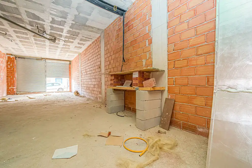 Local comercial en venda a C/ San Juan Bosco y Leonardo Jover, imagen 6
