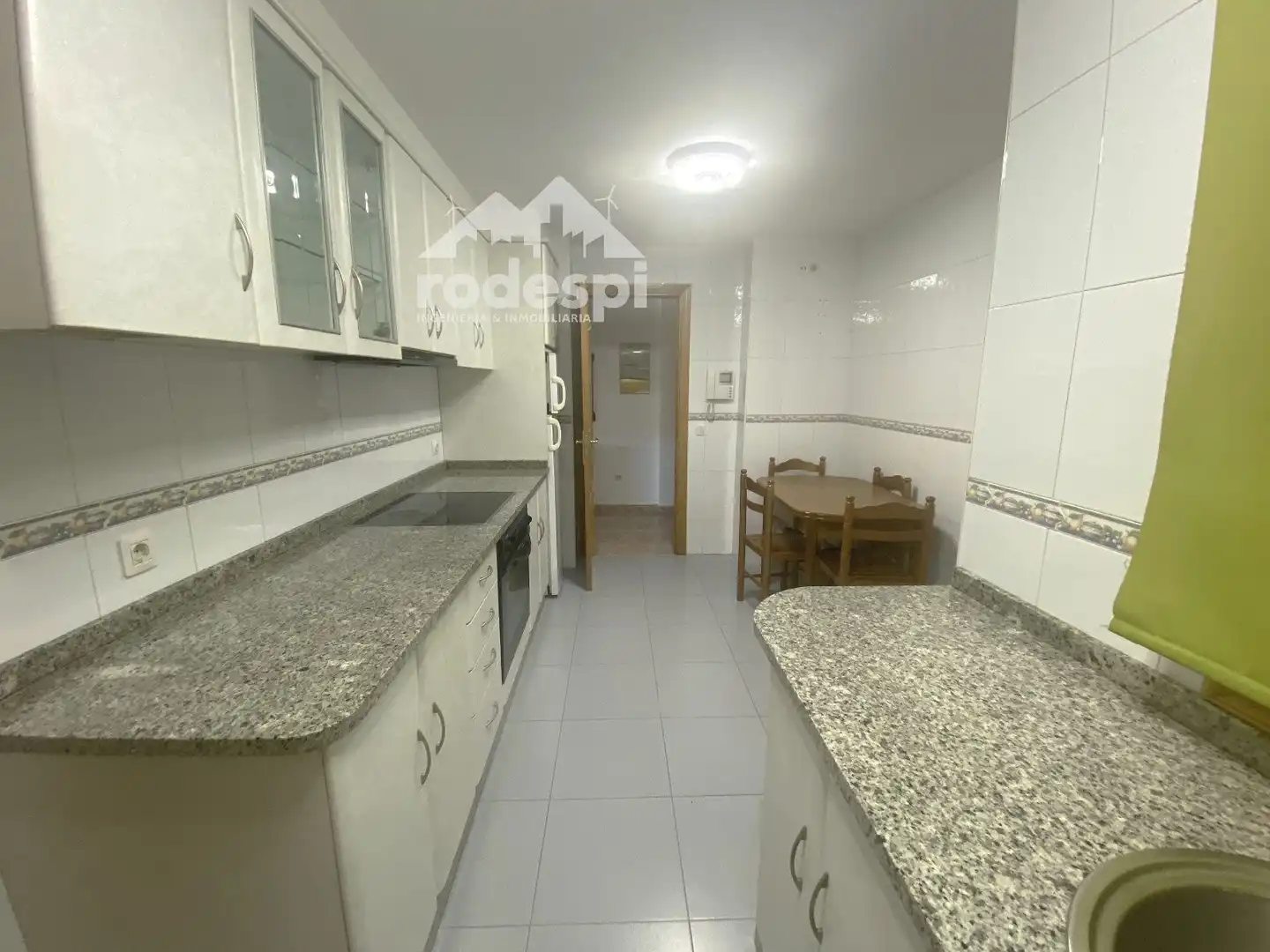 Cocina de Piso de alquiler en A Cañiza   con Calefacción, Terraza y Trastero