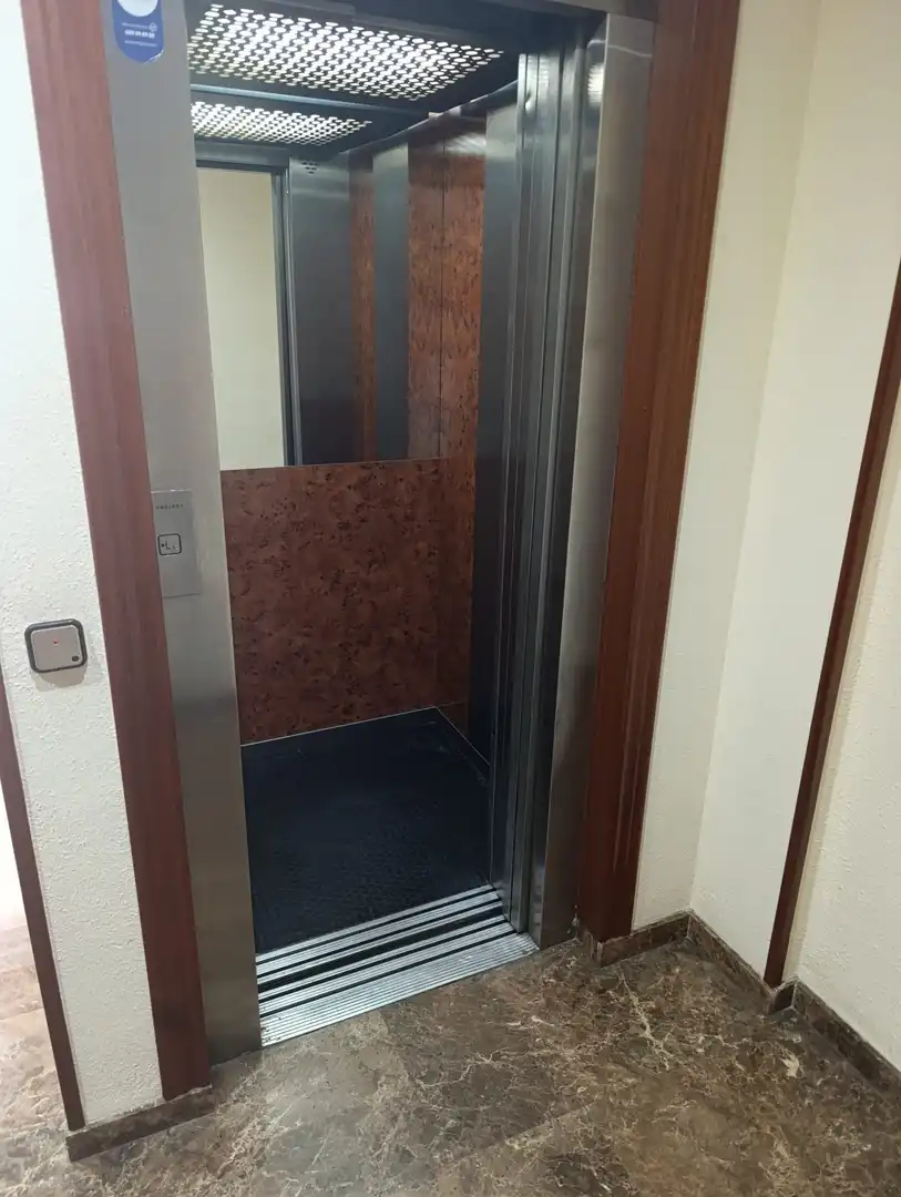 Flat for rent in Linares  with Air Conditioner, Heating and Storage room