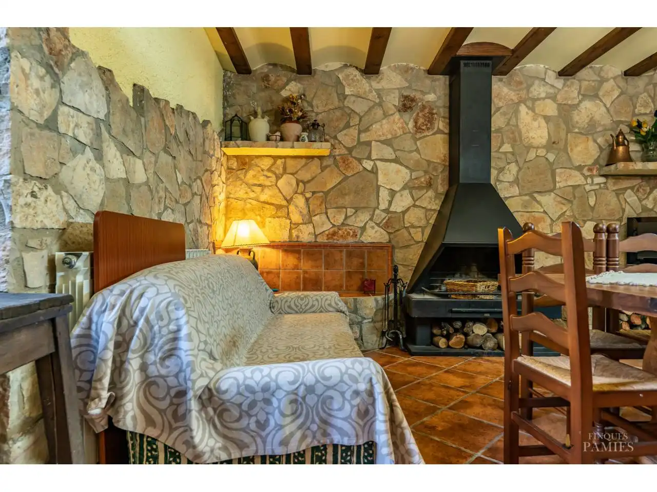 Sala d'estar de Finca rústica en venda en Riudecols amb Calefacció, Jardí privat i Piscina