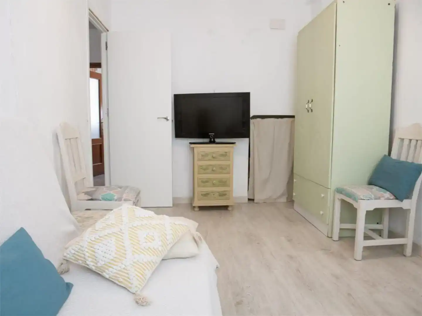 Bedroom of Detached homes for rent in Umbrete  with Air Conditioner, Parquet flooring and Furnished