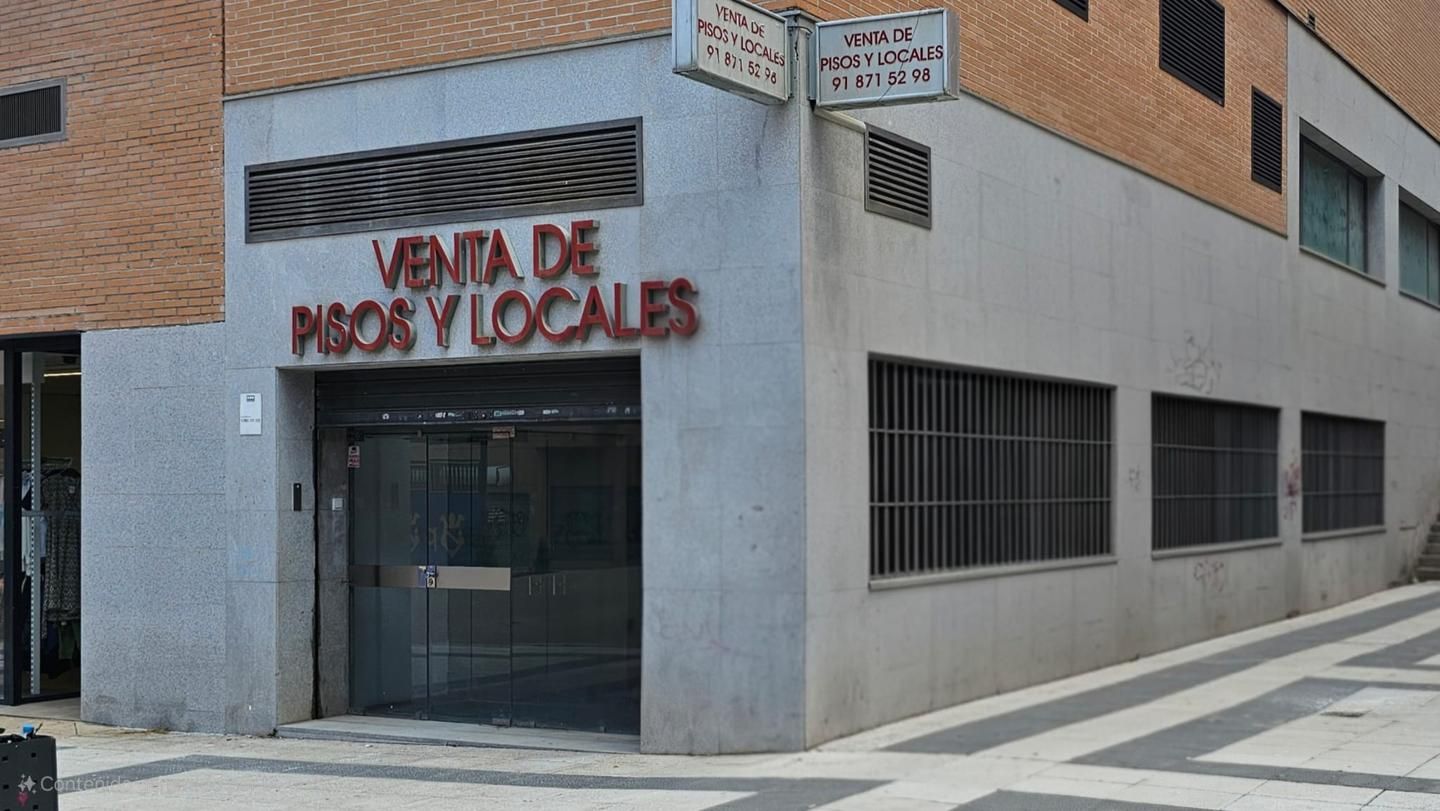 Local en venda a Adolfo Marsillach, Centro