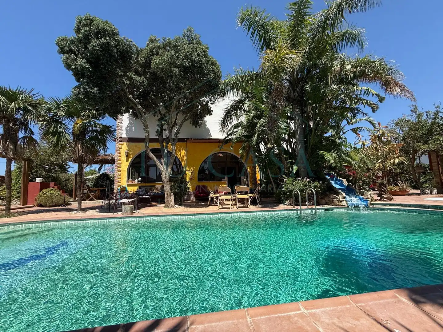 Piscina de Casa o xalet en venda en Chiclana de la Frontera amb Jardí privat, Terrassa i Traster