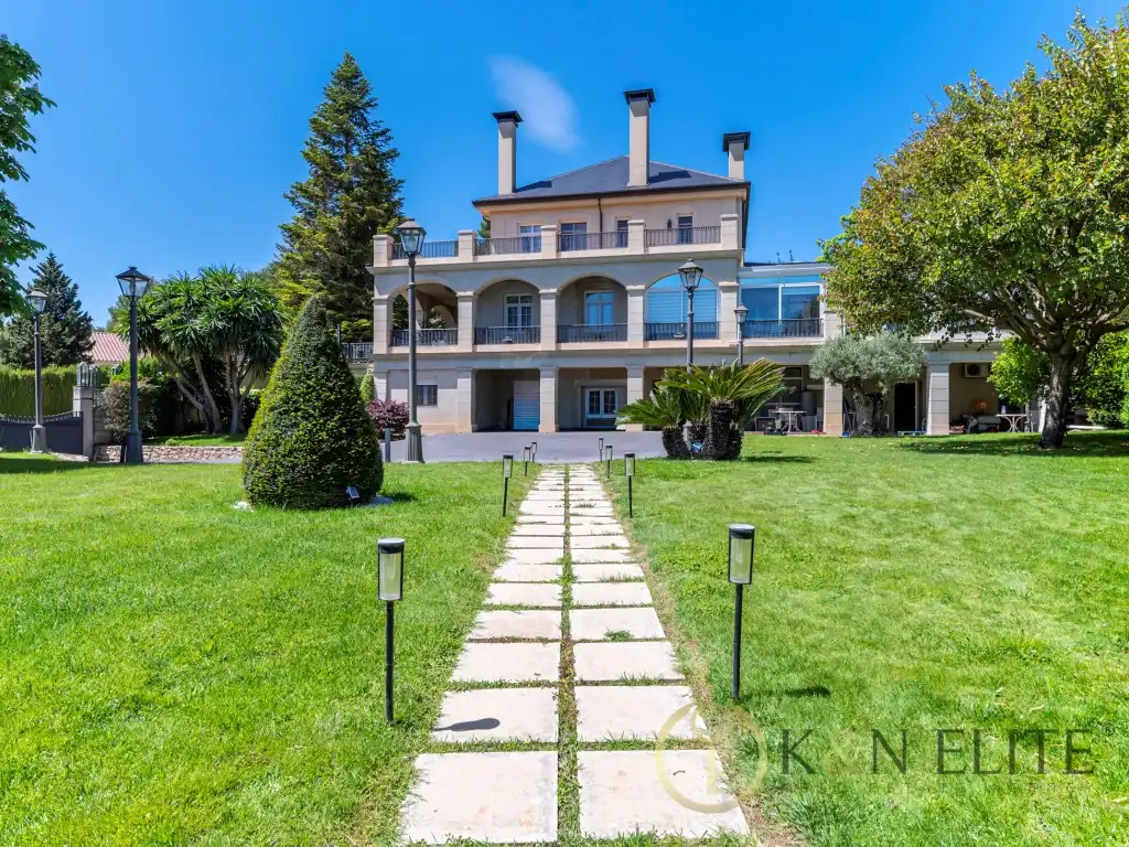 Vista exterior de Casa o xalet en venda en Cocentaina amb Aire condicionat, Calefacció i Jardí privat
