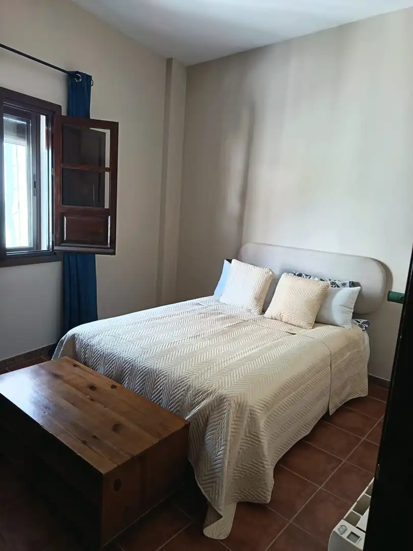 Bedroom of Flat for rent in Ronda  with Air Conditioner, Heating and Furnished