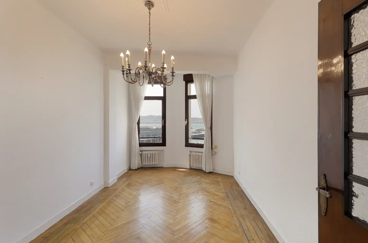 Sala d'estar de Pis en venda en Gijón  amb Calefacció, Parquet i Terrassa