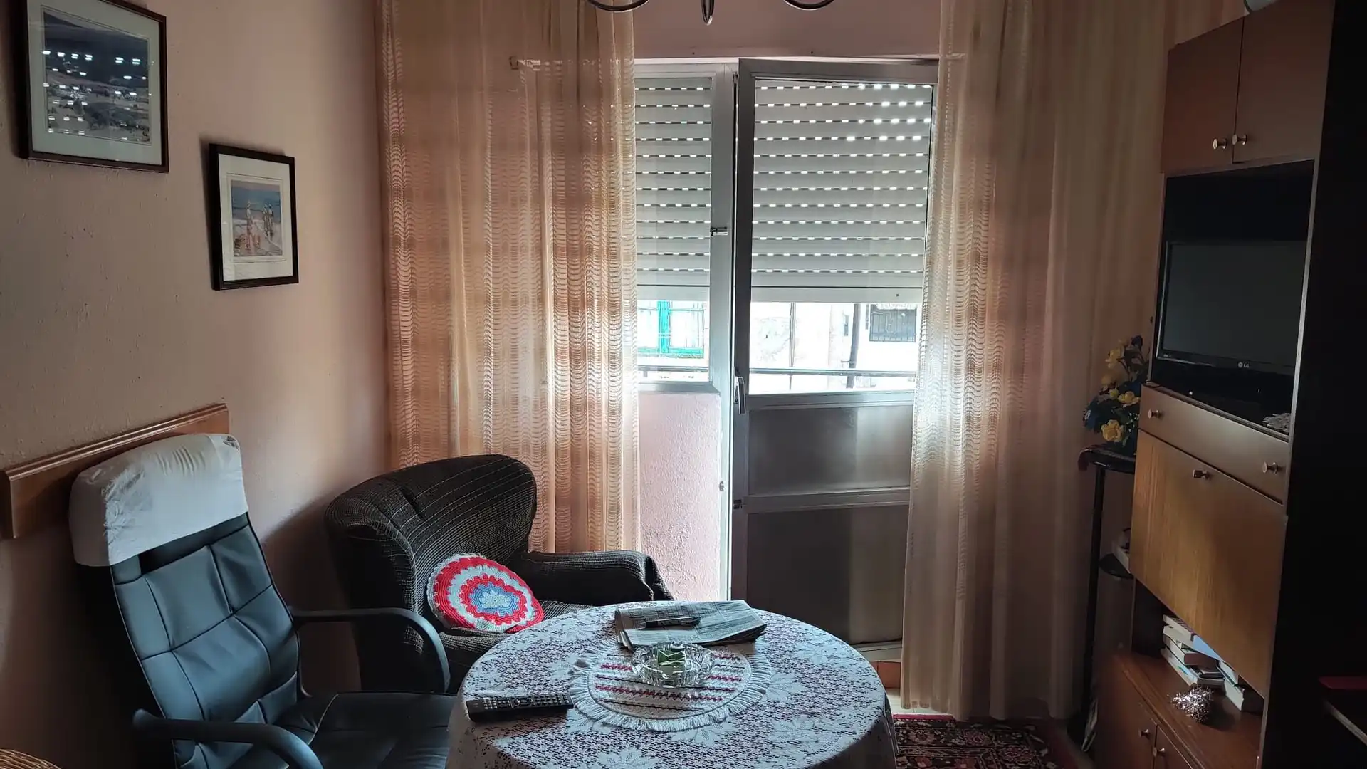 Dormitori de Casa o xalet en venda en Oña amb Jardí privat, Terrassa i Traster