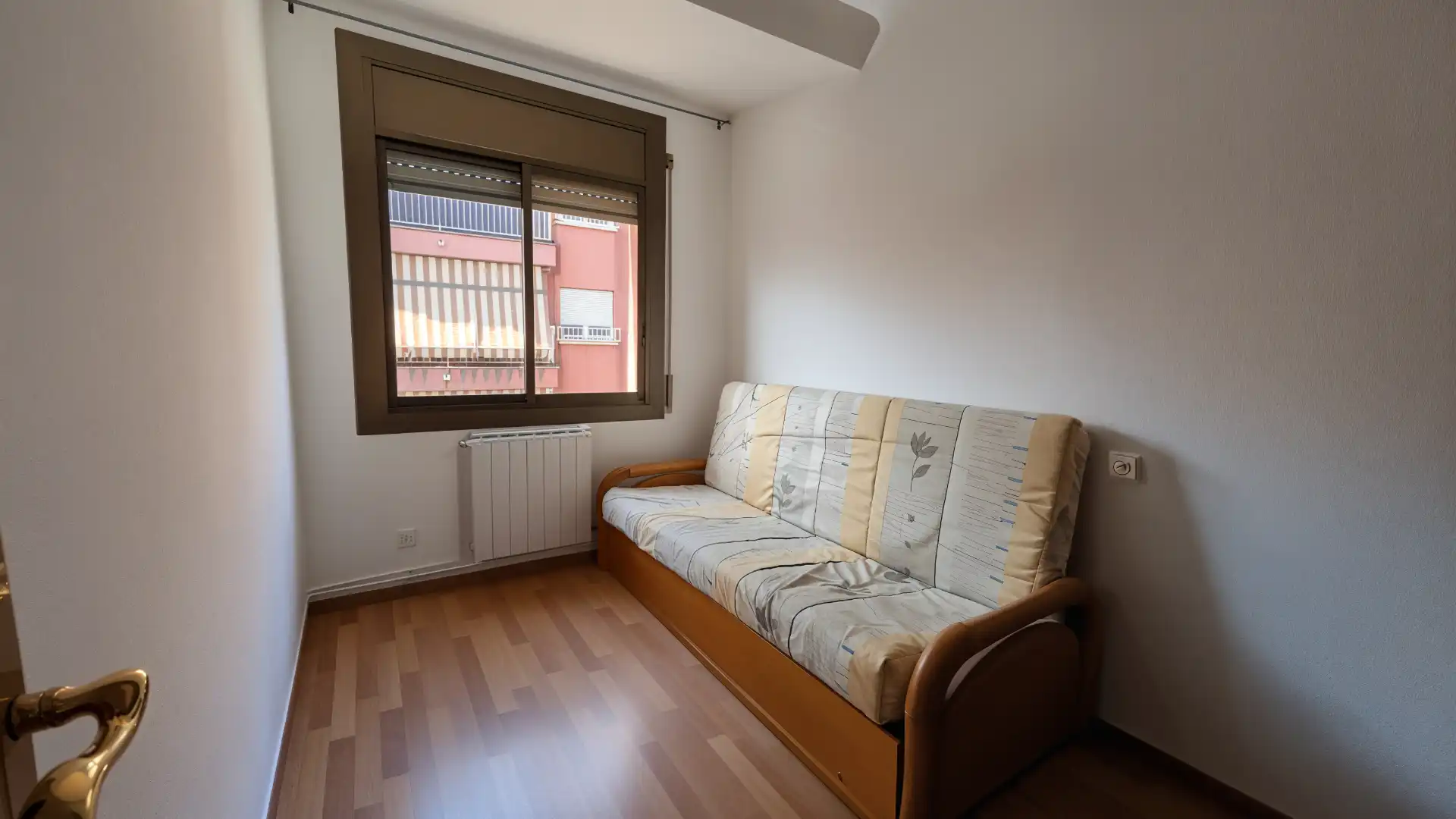Piso con terraza en venta en Carrer de Flix, imagen 8