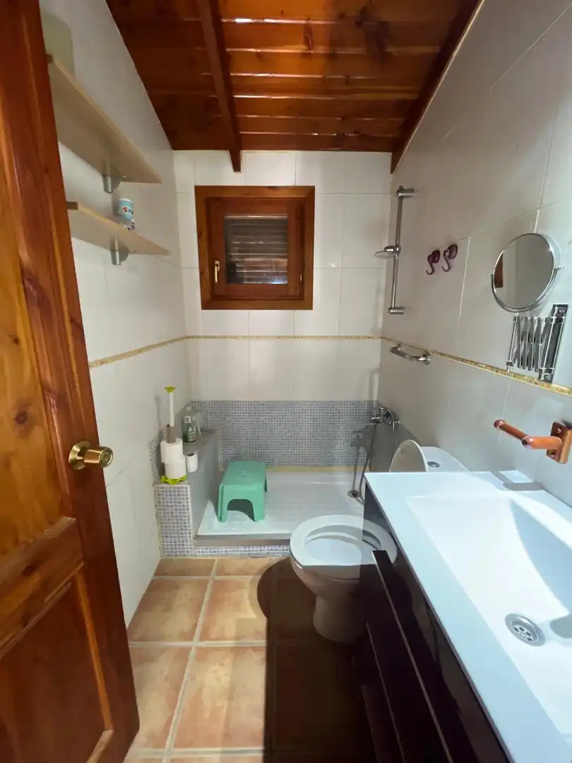 Baño de Finca rústica en venta en Crevillent con Terraza, Piscina y Amueblado