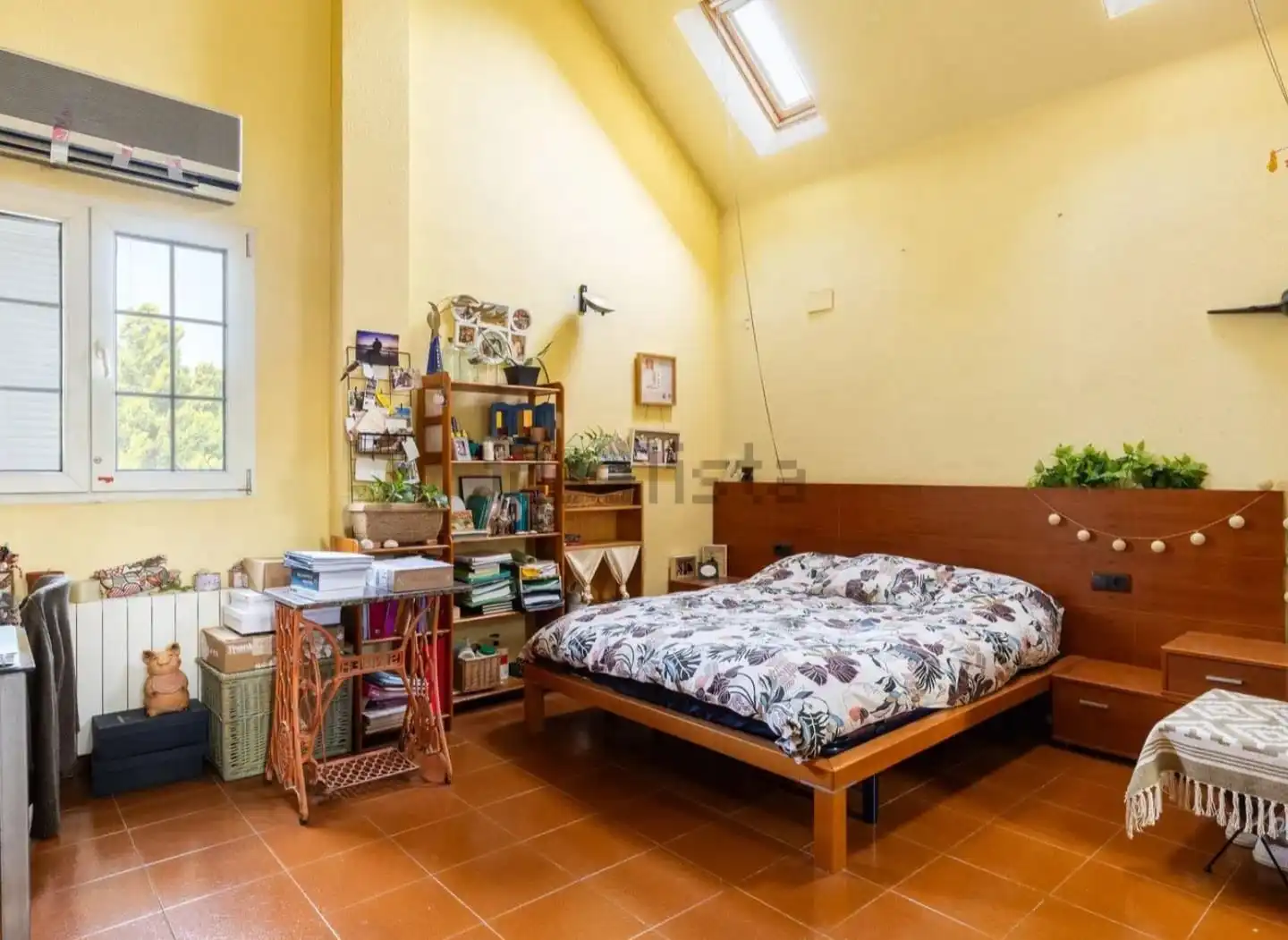 Bedroom of Houses for sale in L'Eliana  with Air Conditioner, Heating and Private garden