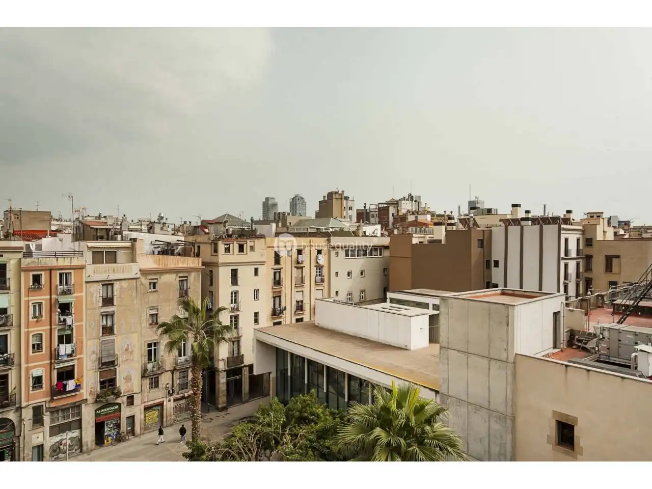 Exterior view of Flat for sale in  Barcelona Capital  with Heating, Terrace and Balcony