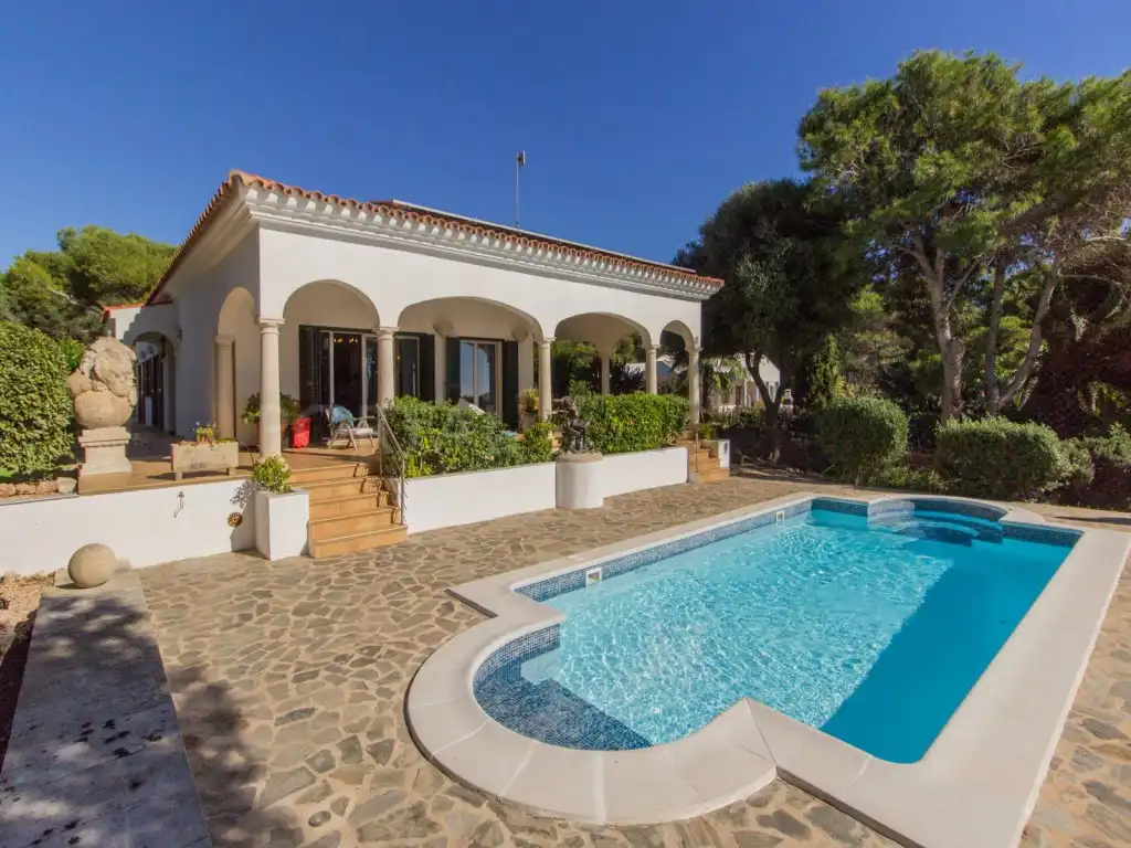 Piscina de Casa o chalet en venta en Sant Lluís con Calefacción, Jardín privado y Piscina