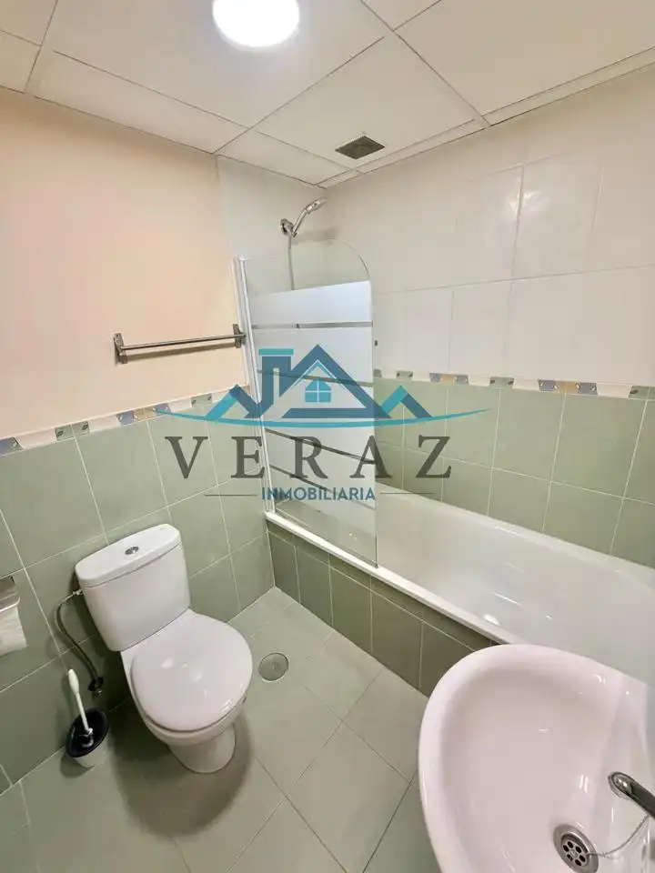 Bathroom of Flat for rent in Talavera de la Reina  with Air Conditioner, Heating and Furnished