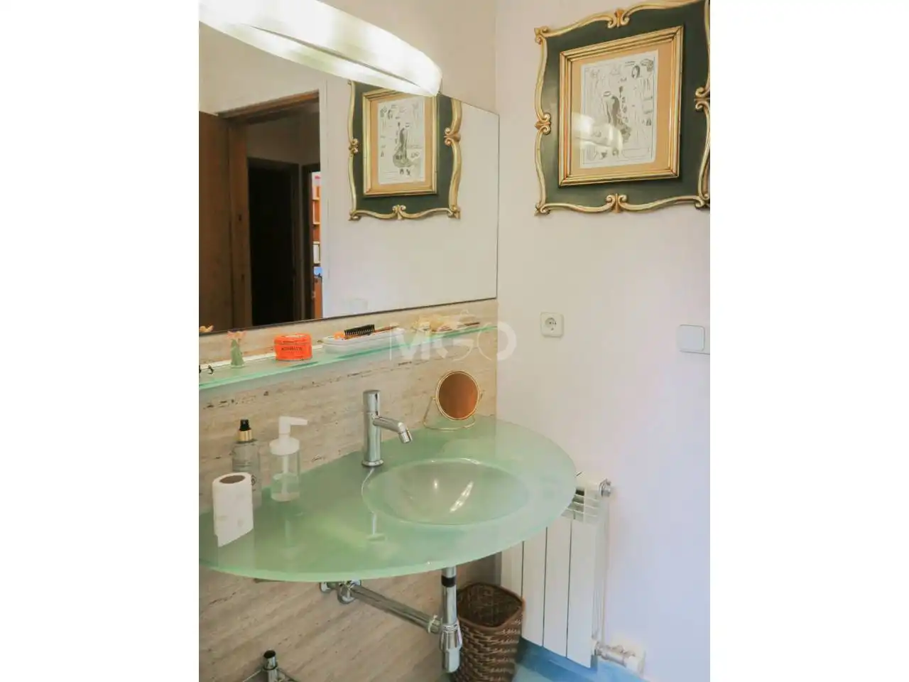 Bany de Casa o xalet en venda en Tavèrnoles amb Calefacció, Jardí privat i Parquet