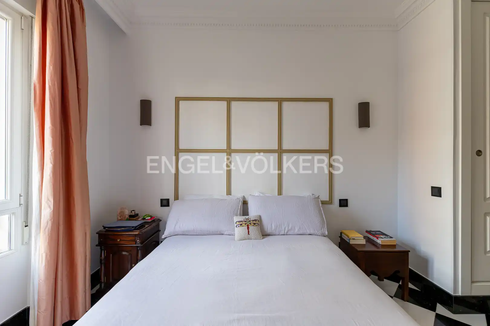 Bedroom of Flat for sale in Madrid  with Air Conditioner, Heating and Parquet flooring