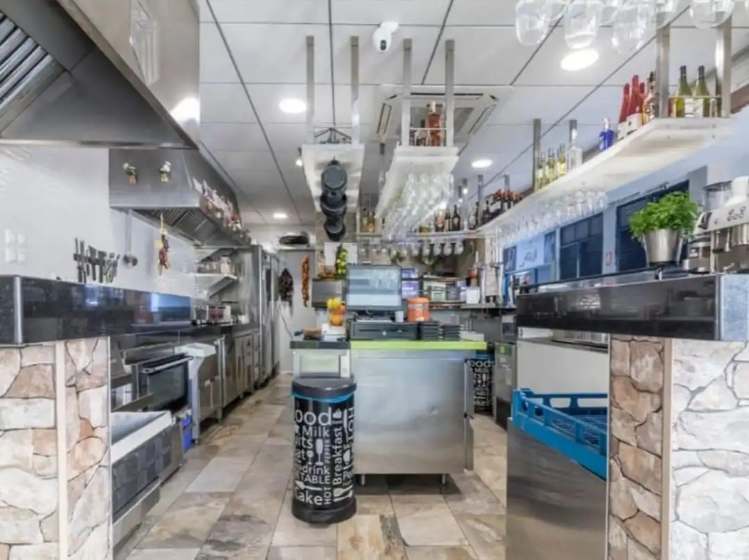 Küche von Geschaftsraum zum Verkauf in Alicante / Alacant mit Terrasse