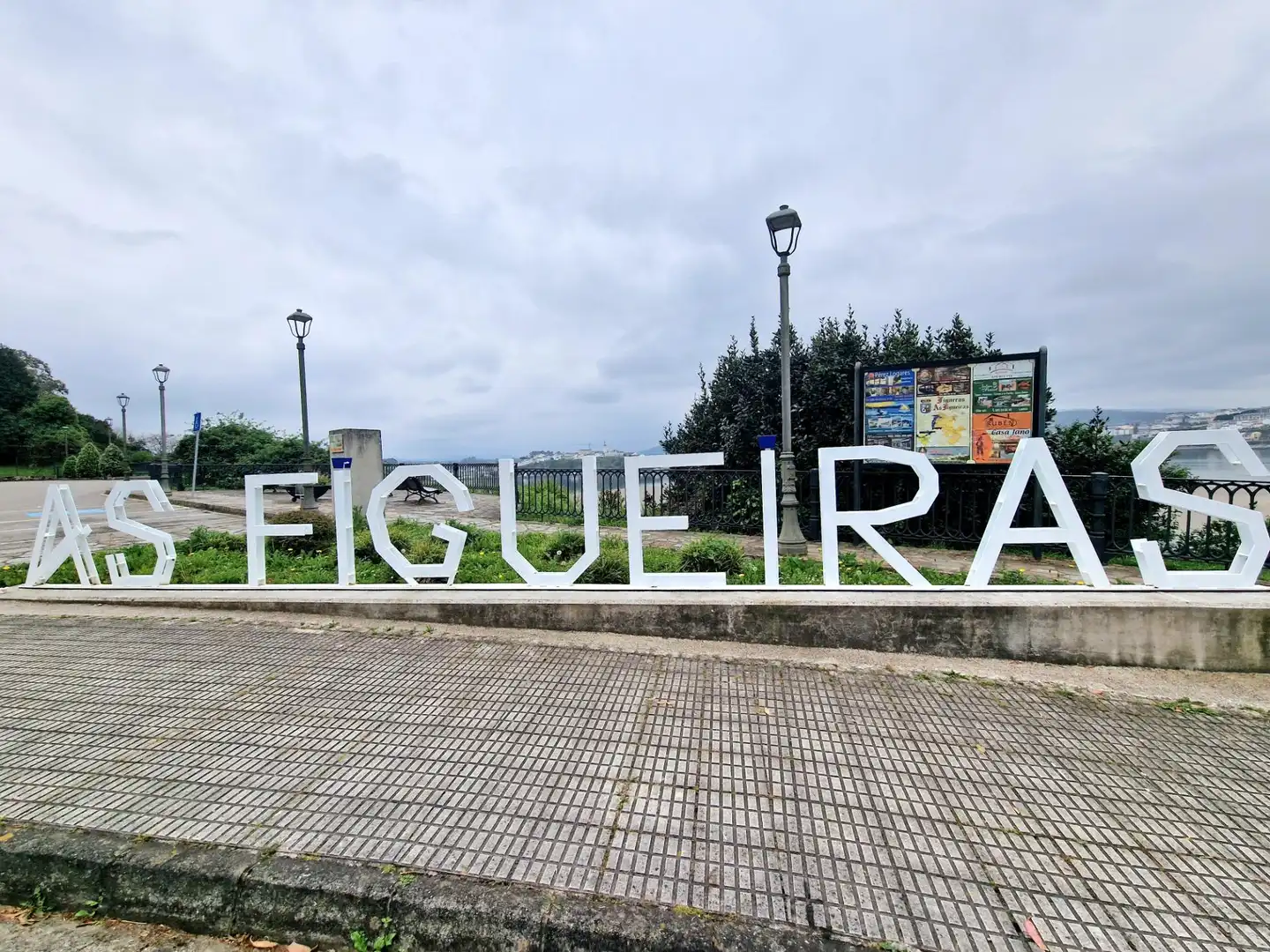 Exterior view of Detached homes for sale in Castropol  with Furnished