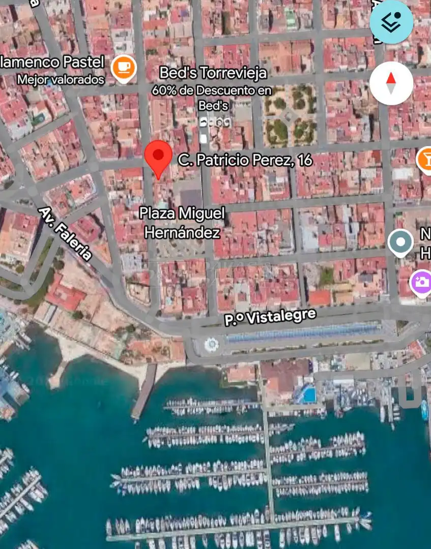 Vista exterior de Casa o chalet en venta en Torrevieja con Terraza
