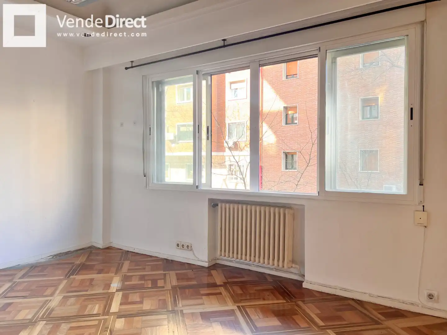 Habitación de Piso en venta en Madrid con Aire acondicionado, Calefacción y Alarma