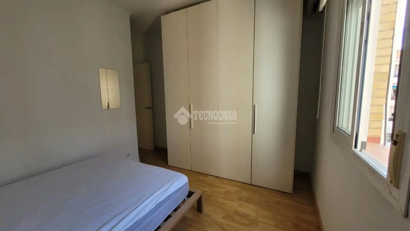 Habitación de Piso en venta en Sevilla
