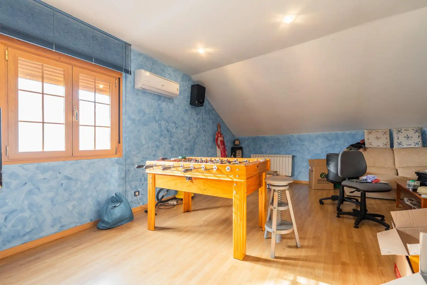 Casa adosada en venta en Calle Calle de Príncipe de Asturias, 19, Las Lomas