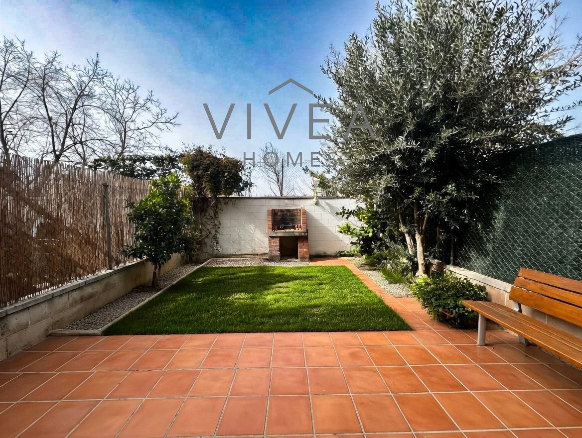 Terrassa de Casa o xalet en venda en Castellar del Vallès amb Aire condicionat, Calefacció i Jardí privat